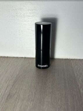 CHANEL Cream color Makeup Travel Brush